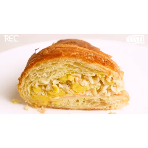 [패밀리푸드] 크루아상 샌드위치(스모크햄치즈), 1개, 408g